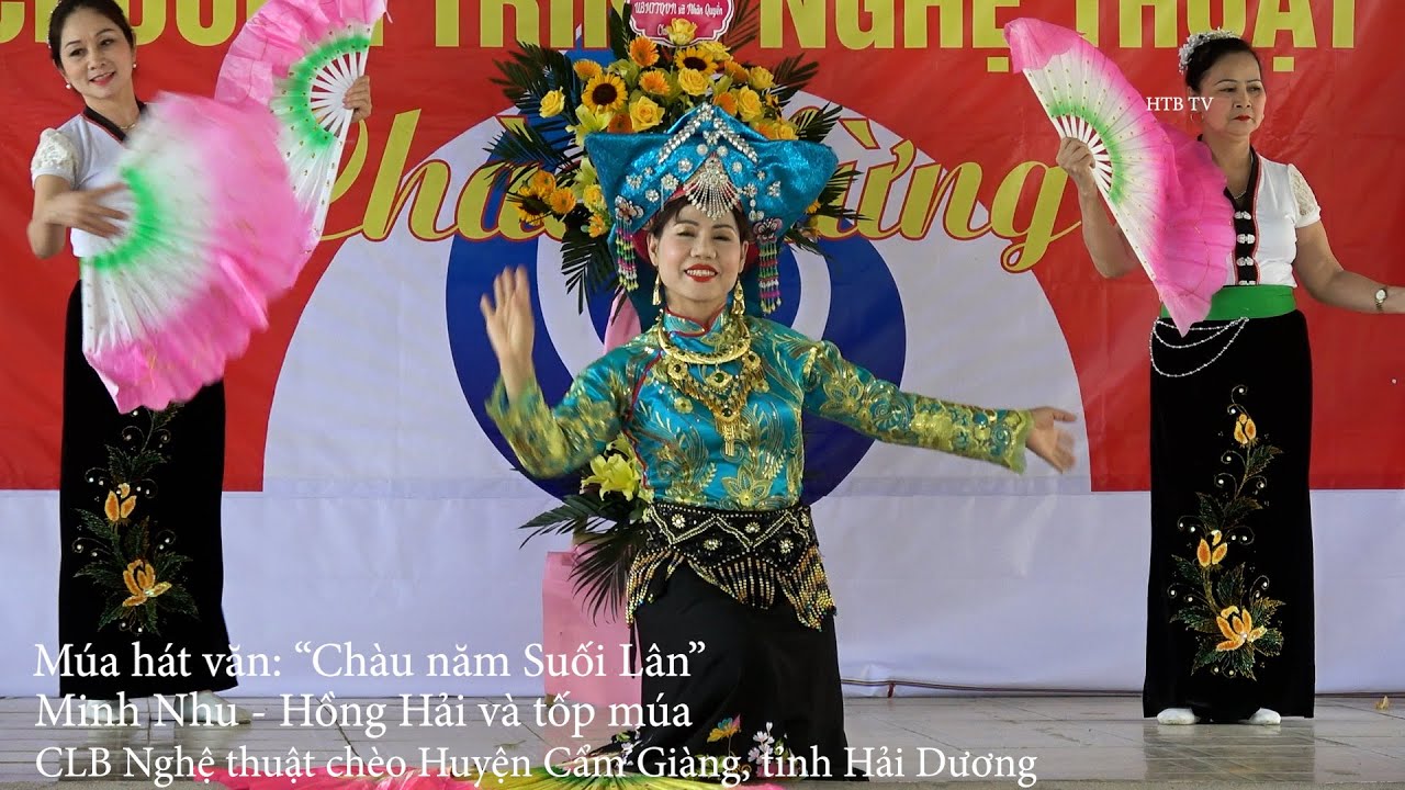 Múa hát văn: Chầu năm suối lân' CLB Hát chèo, hát văn huyện Cẩm Giàng