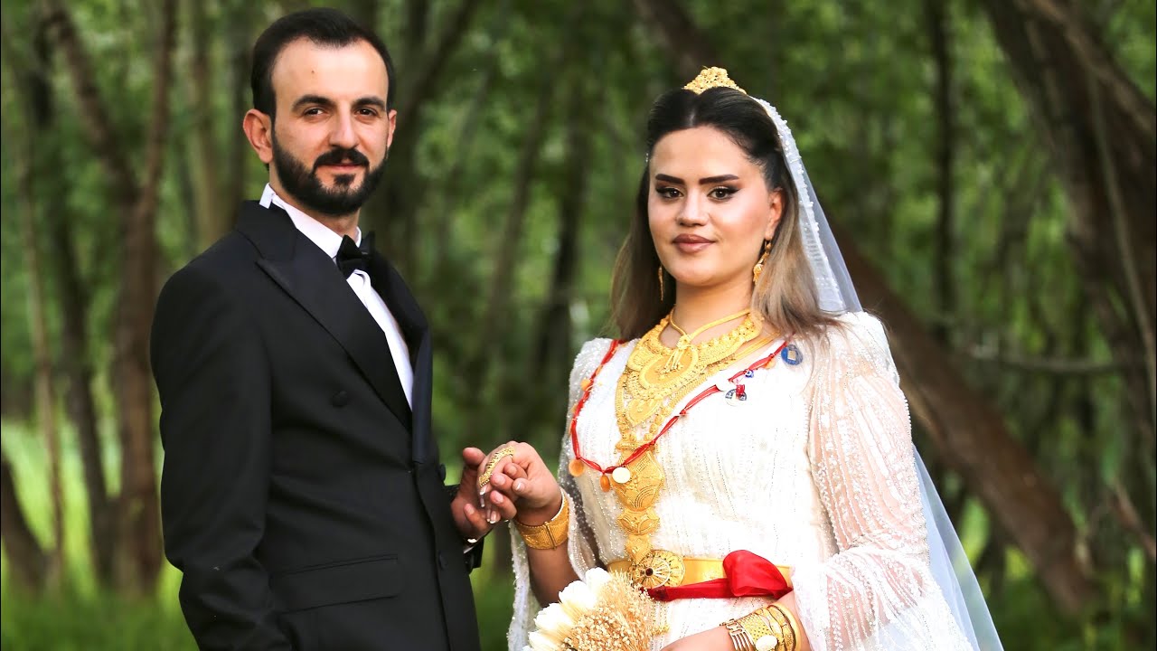 Ayvalık ailesinin düğünü