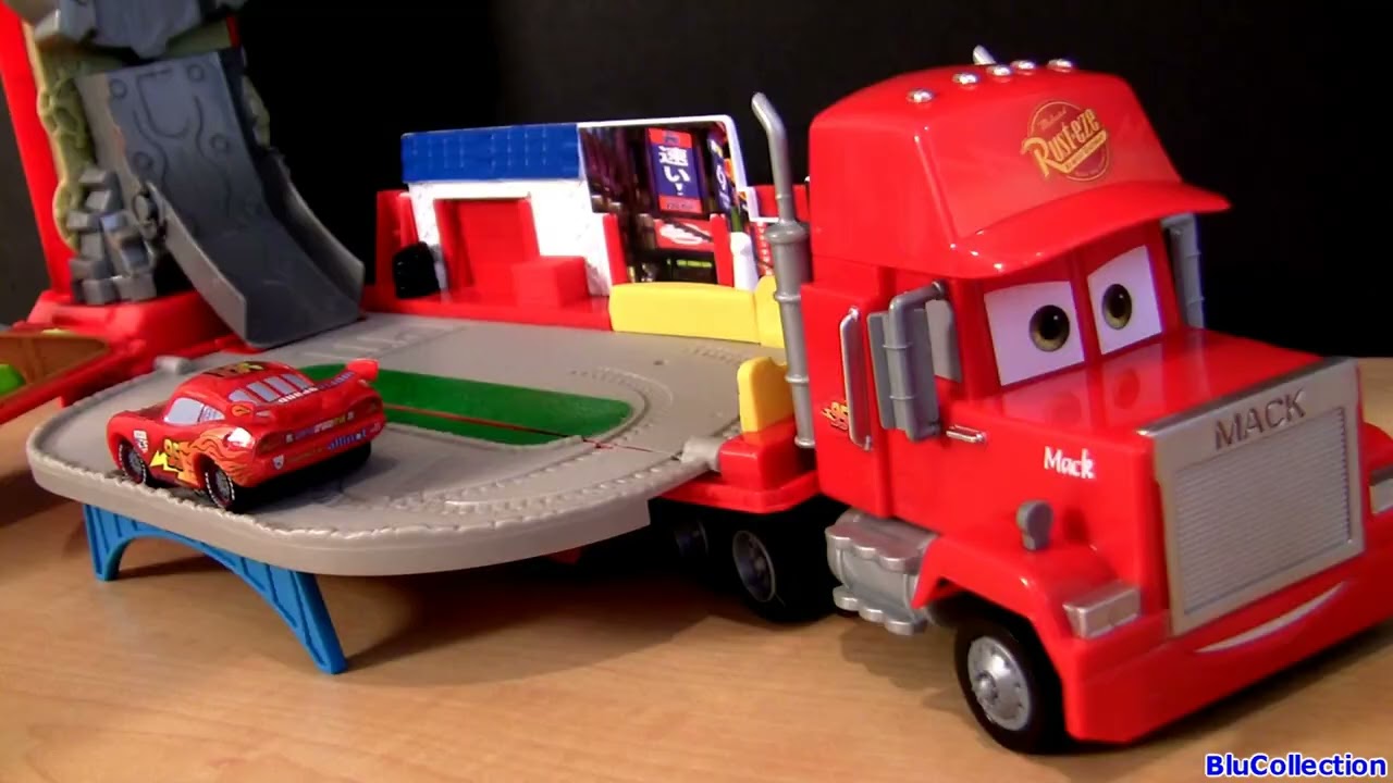Disney Cars 3 Mega Mack Raceworld Playset - YouTube