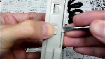 How to open Intellivision II controllers.