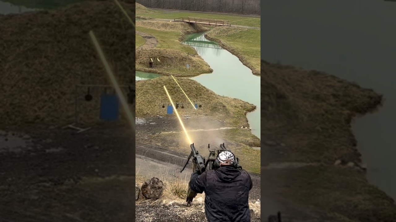 Twin MG 42 Mount in Action     