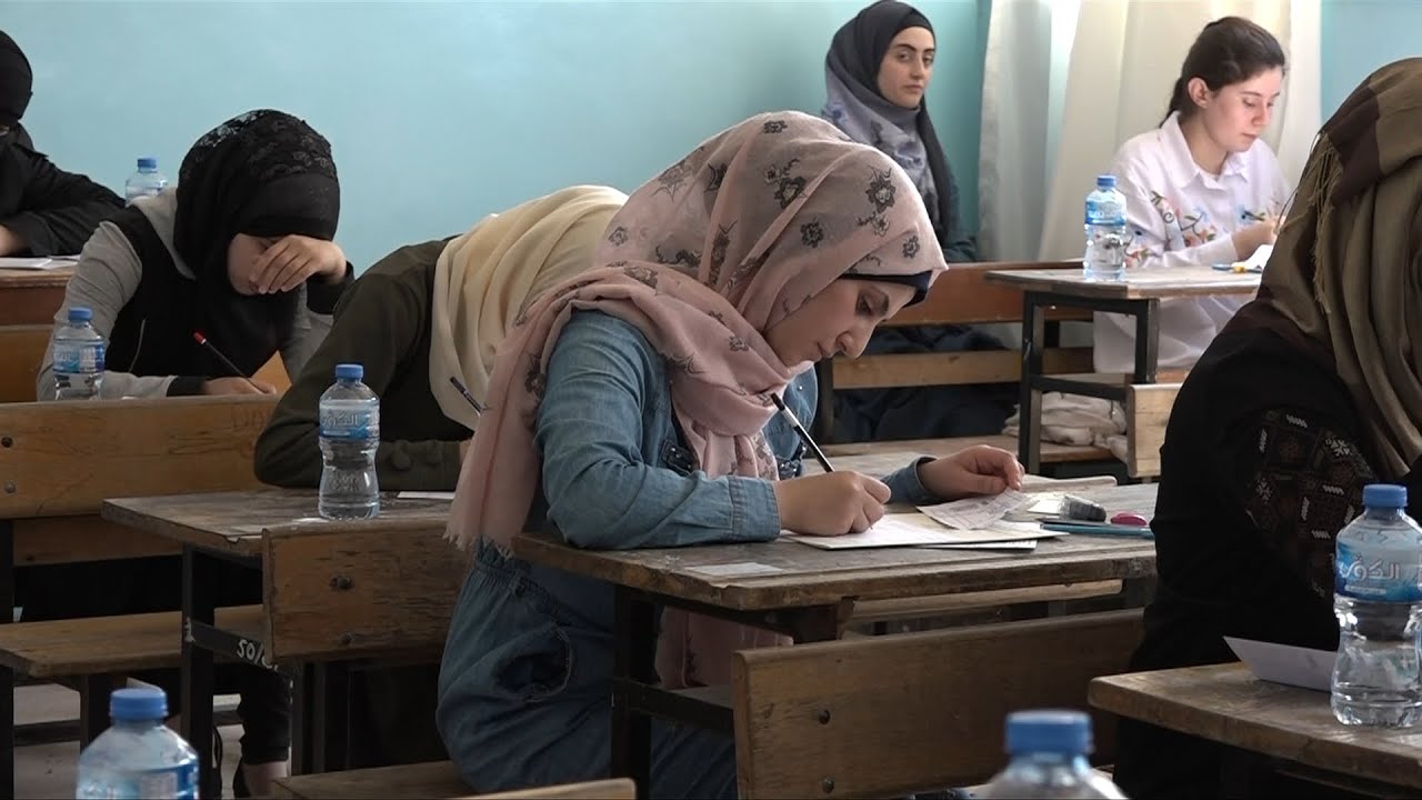 الطلاب في مدينة عفرين يتقدمون لامتحانات الشهادة الثانوية بفرعيها العلمي والأدبي | صباح سوريا
