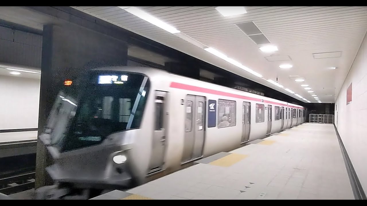 [Япония] Станция Цукуба Экспресс Аой Нет двери на платформу. Обычное прибытие направляющееся в Морию