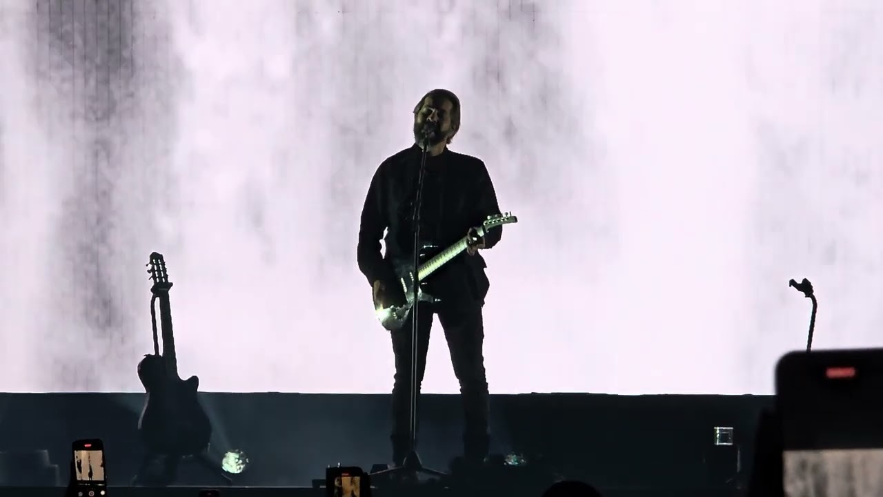 Cigarettes After Sex - Cry (live in Athens, OAKA Basketball Indoor Arena, 26/10/2024)