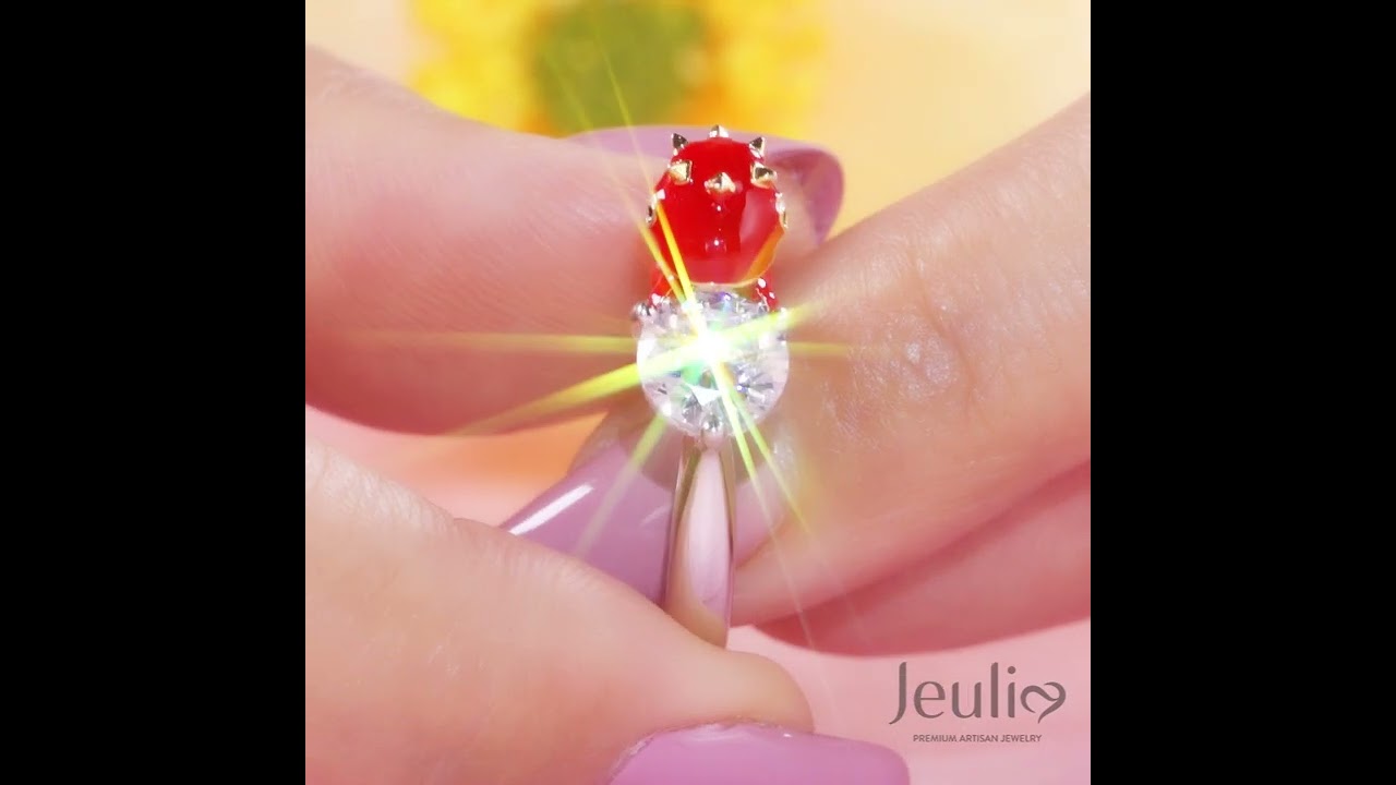 Jeulia Hug Me "Let's Play" Dinosaur Round Cut Sterling Silver Ring - Jeulia.com