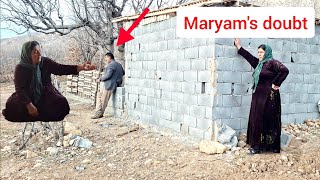 Download Lagu Maryam en Ahmed: Waarom heeft Maryam haar vertrouwen in Ahmed verloren? MP3