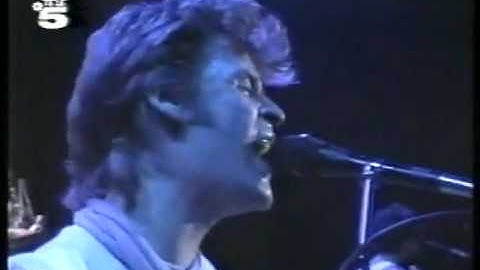 Hall and Oates - Wait For Me