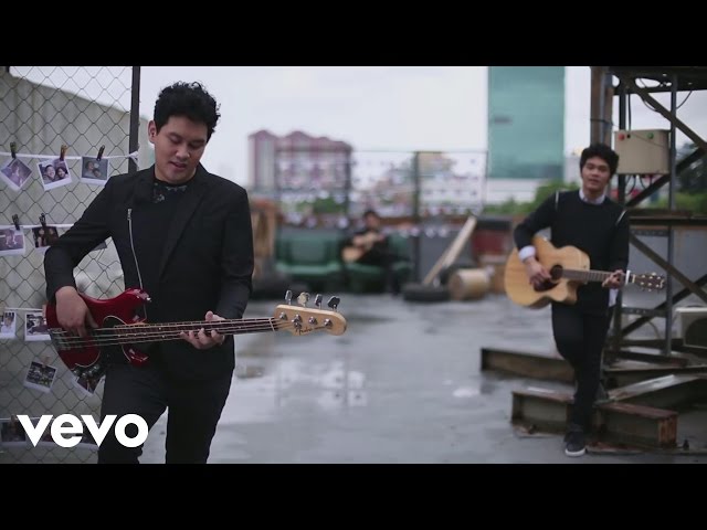 TheOvertunes - Mungkin (Repackage) (Video Clip) class=