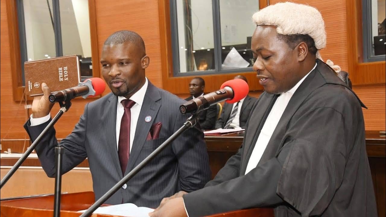 ALFRED GANGATA WALUMBIRA NGATI PHUNGU WANYUMBA YA MALAMULO  - MALAWI PARLIAMENT LIVE 25 NOV, 2025