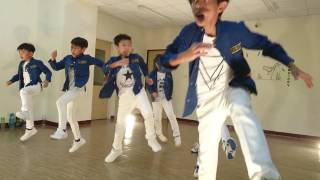 1050512 FUNKY BOYS [HERO]2教室練習 林躍宸 林子荏
