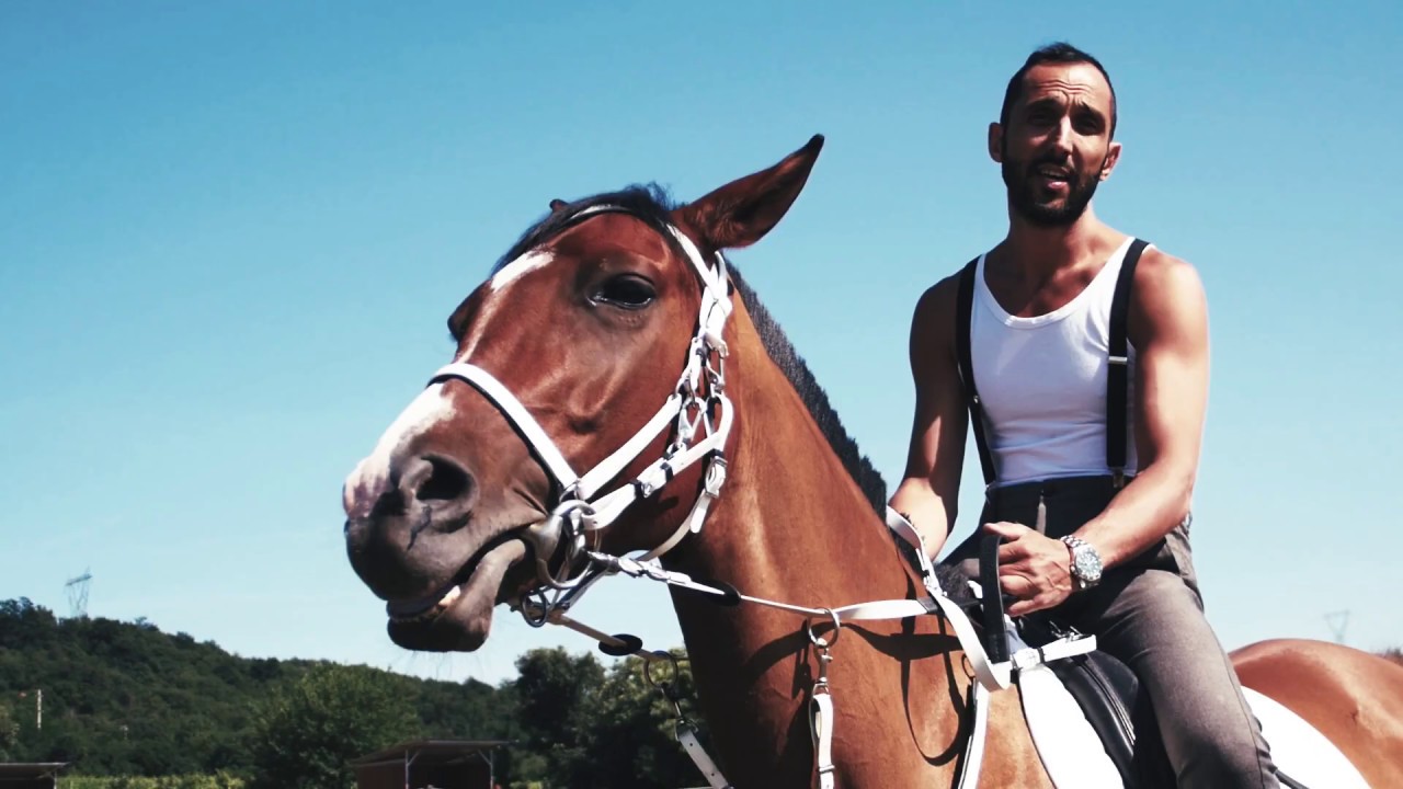 Giantheo - Conchiglie (official video)