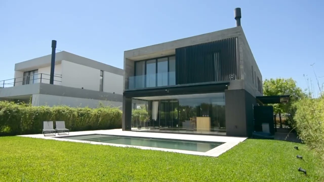 CASA AMOBLADA Y EQUIPADA. PUERTOS DEL LAGO. BARRIO ARAUCARIAS. ESCOBAR. 