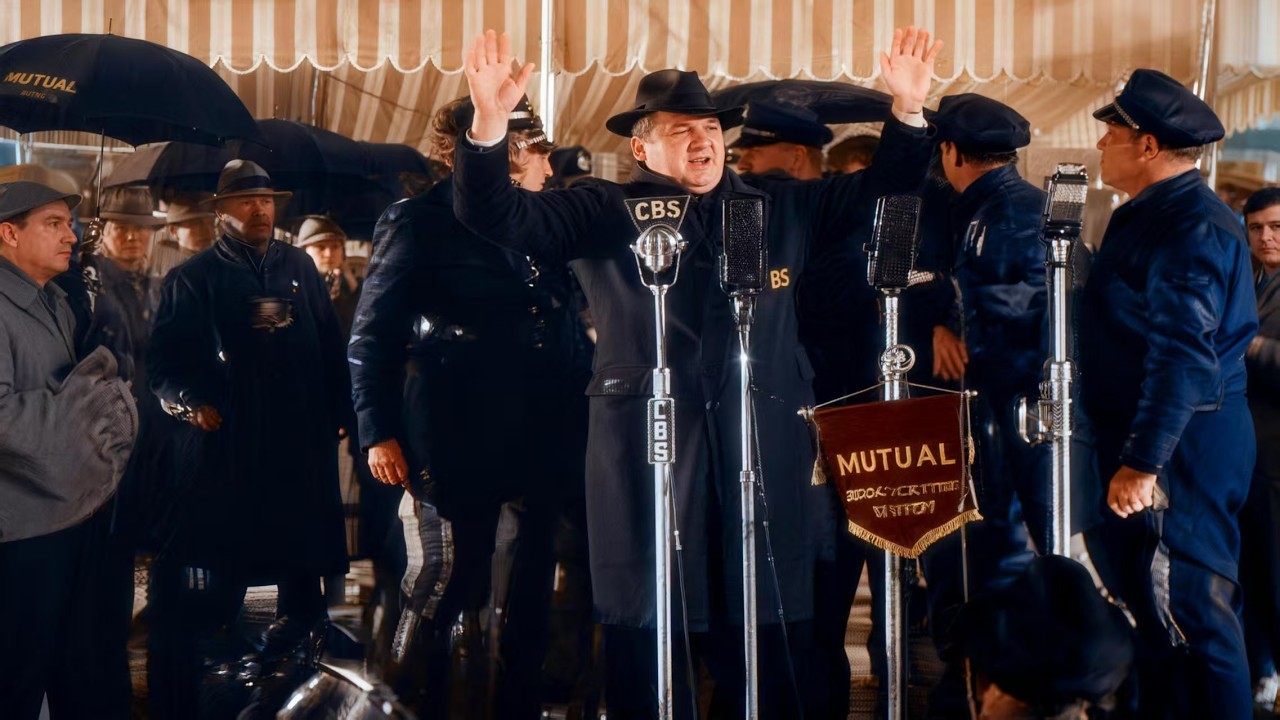 From Drifter to National Symbol | Gary Cooper in the Classic Meet John Doe | Full Movie