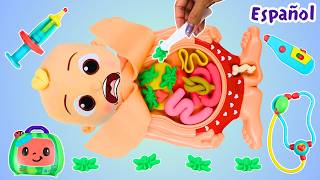 ¡Cocomelon JJ visita a la doctora de juguetes por su estomago!