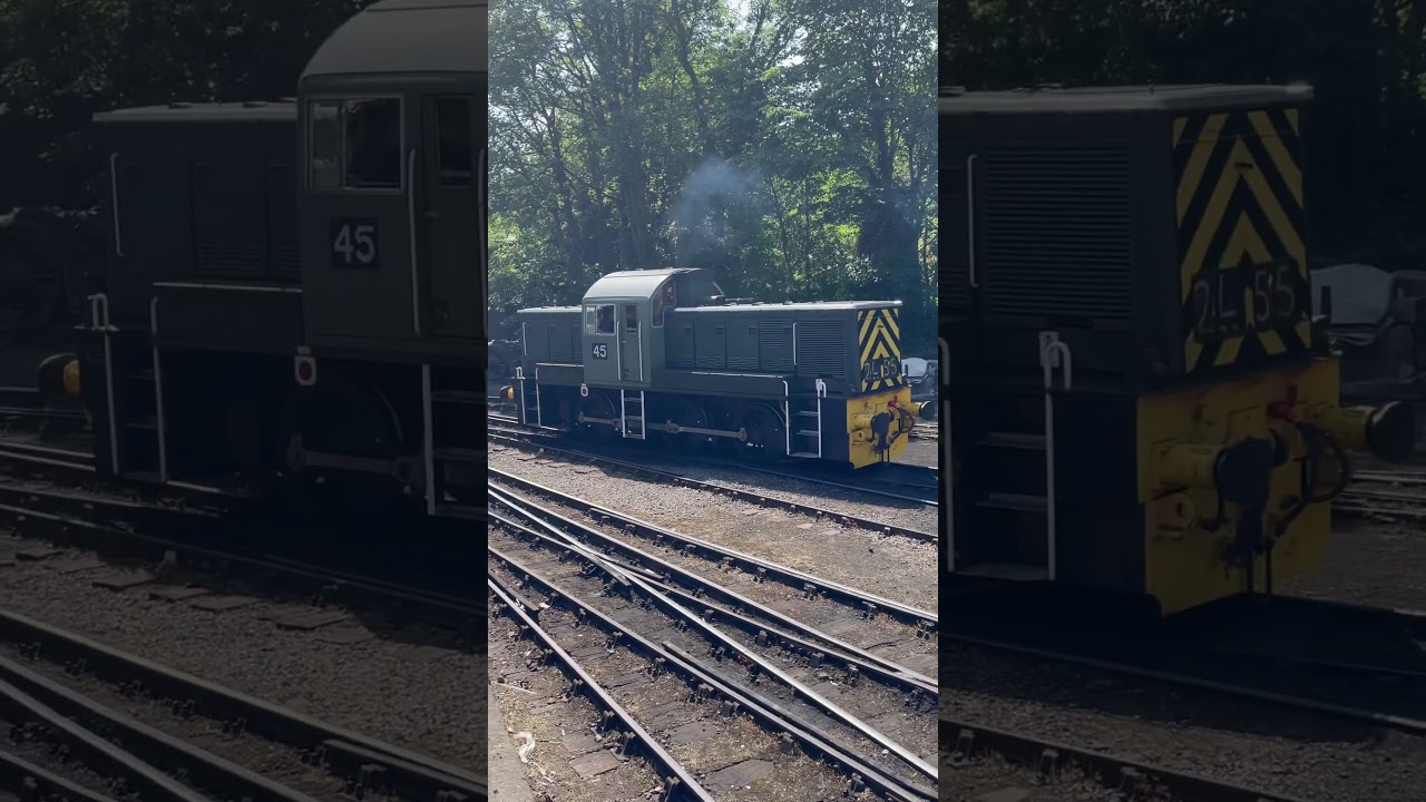 BR class 14 (D9520) at Haworth station. 