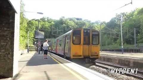 GN Class 317 with 2 tone & Class 313 064 with 2 tone at Hadley Wood.