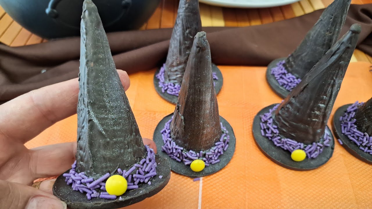 DOCES PARA HALLOWEEN 🎃 🧙‍♀️ Cone trufado decorado de chapéu  de bruxa!
