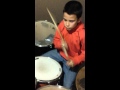 Jeune drummer samuel roy