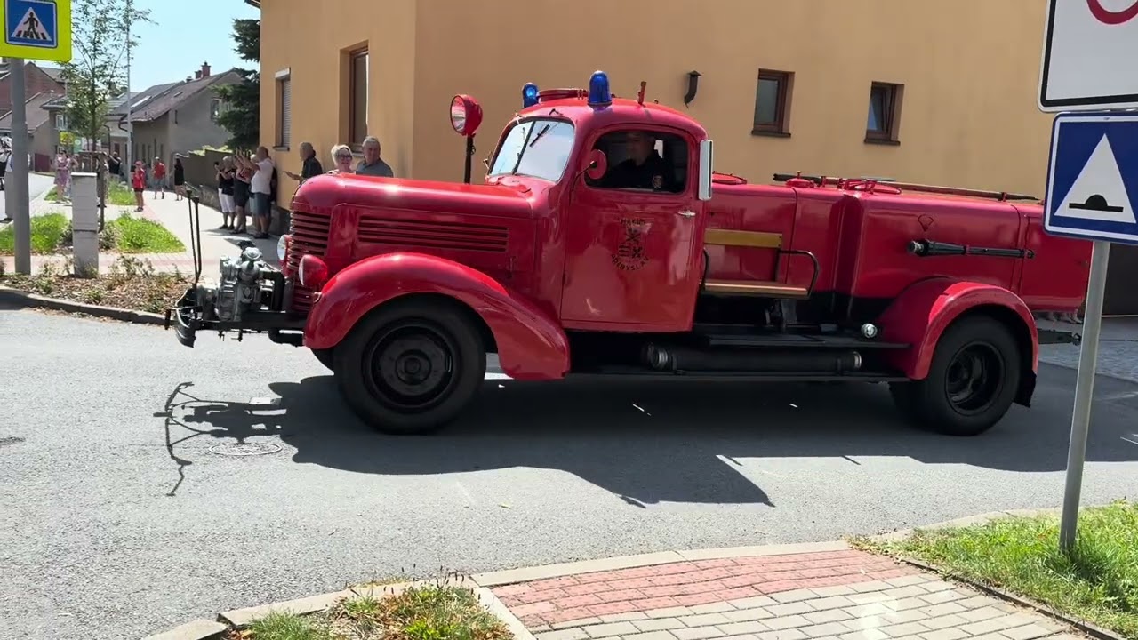 Oslava 150. let od založení SDH Přibyslav, průvod, 9.8.2025