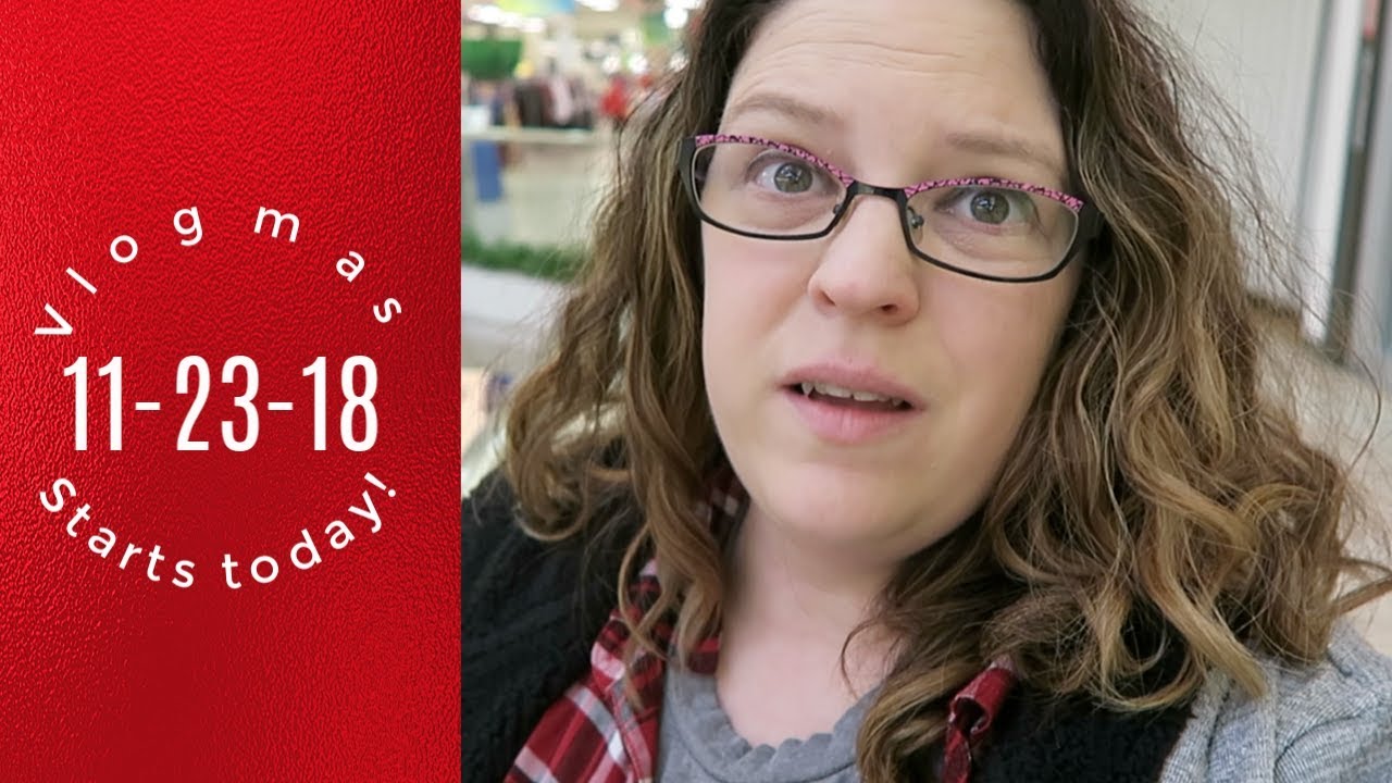 The Mall Was Empty on Black Friday | Vlogmas - YouTube