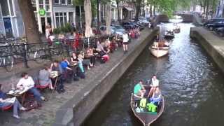 Zomeravond aan de grachten van Amsterdam