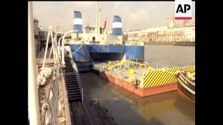 BARGE TRANSPORTER - COLOUR