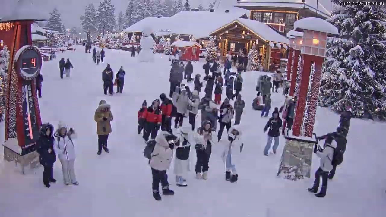 Finland - Santa Claus Village Timelapse 10.12.2025
