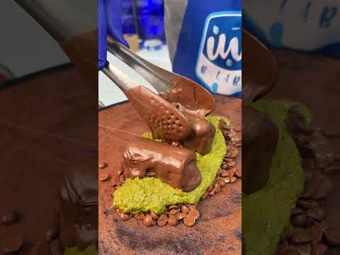 الاجواء الشتويه اللي احنا فيها مش محتاجه غير كريب بومباستك يزبطلك الدنيااطلب الان 065922227 ب لبن