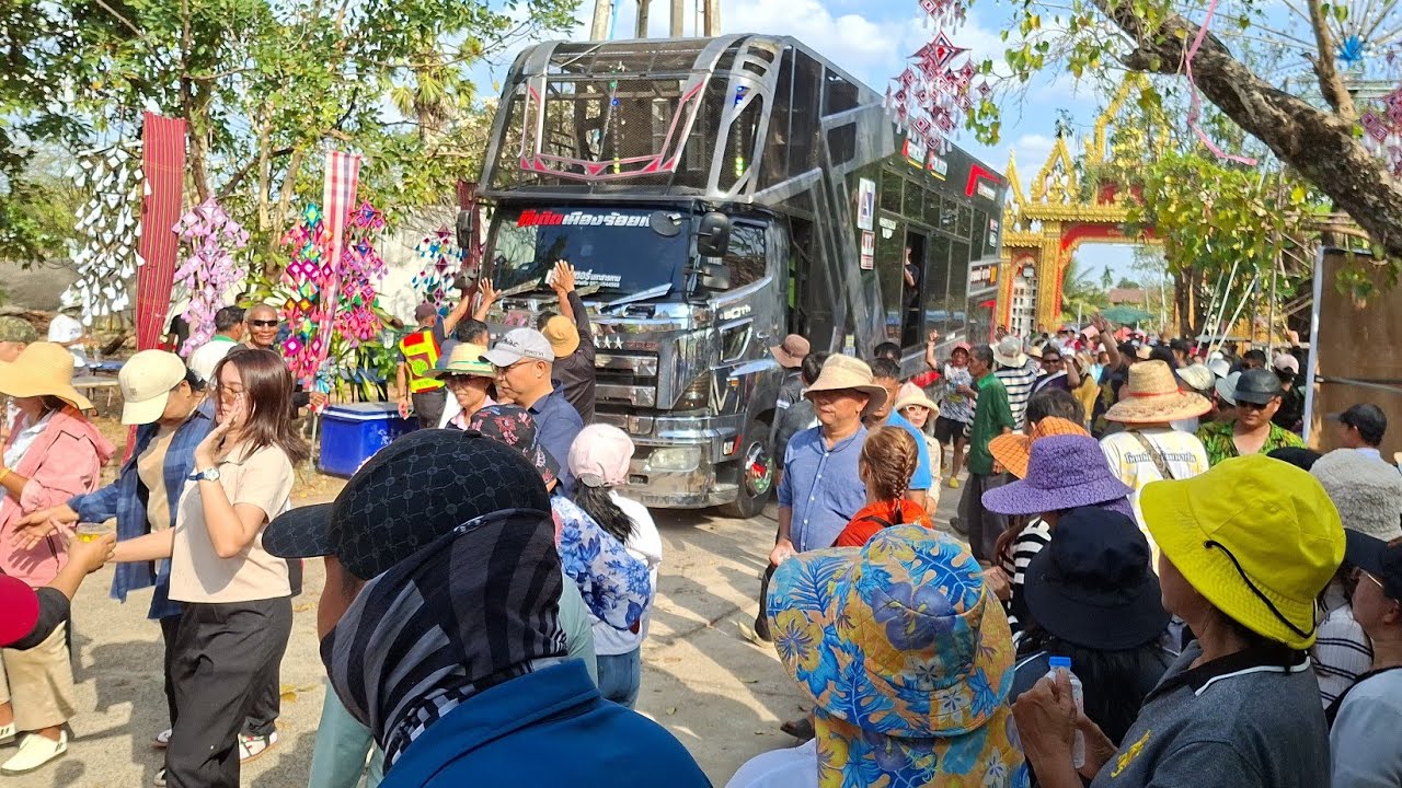 สาวเลยวังสะพุง #รถแห่อานนท์ซาวด์ ร้อยเอ็ด #บ้านโพนเมืองน้อย อ.หัวตะพาน จ.อำนาจเจริญ