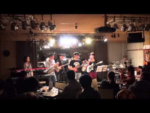 티-스퀘어 | 京都のサックスプレイヤー 川上弦太