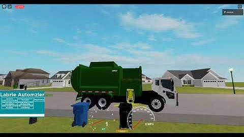 An Old WM Mack LR Labrie Automizer On Trash