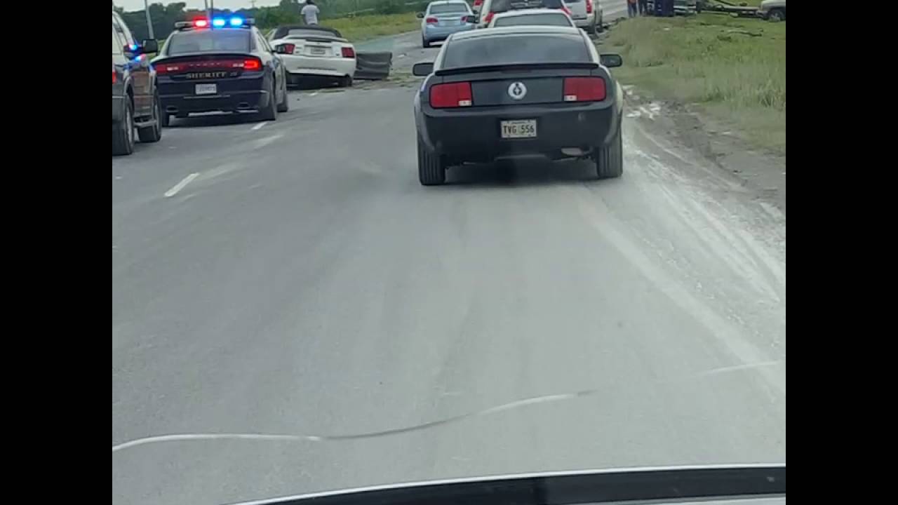 Going Live with Clyde from channel 5! Accident in Donaldsonville La