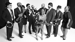 Cole Haan Presents : Sharon Jones & The Dap-Kings "White Christmas"