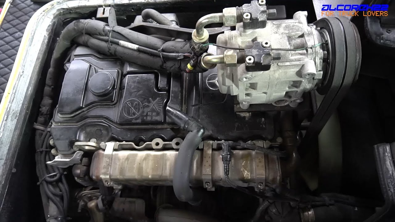 Mercedes-Benz OM934 Engine View(a.k.a. Detroit DD5)