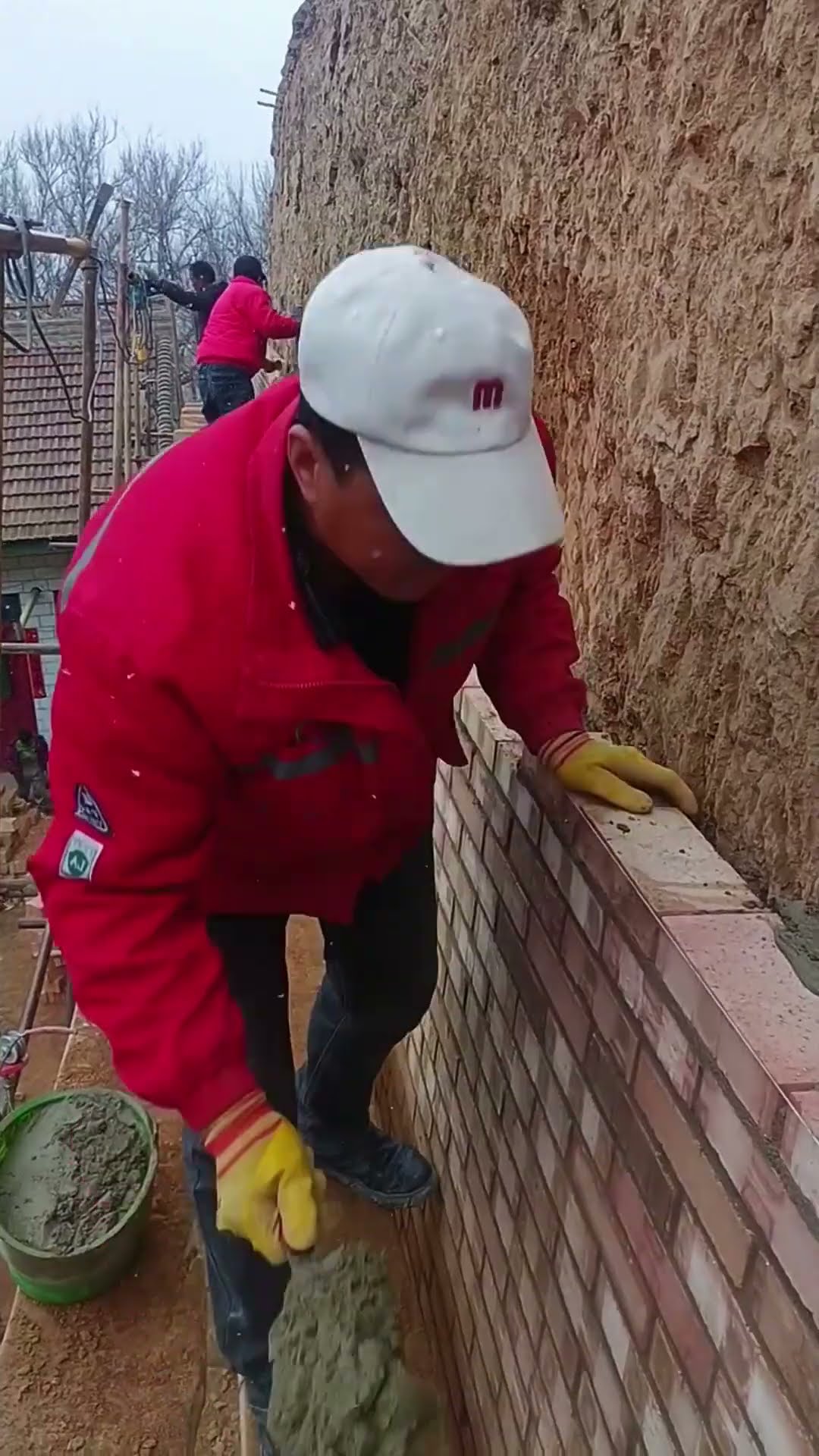 Retaining wall construction process