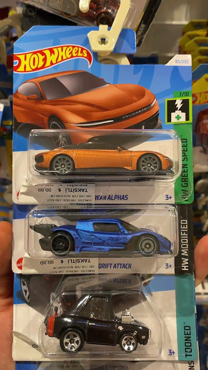 Lc Waikiki’de Bulduğum Arabalar. #hotwheels #hotwheelscollection #automobile #diecast #toys