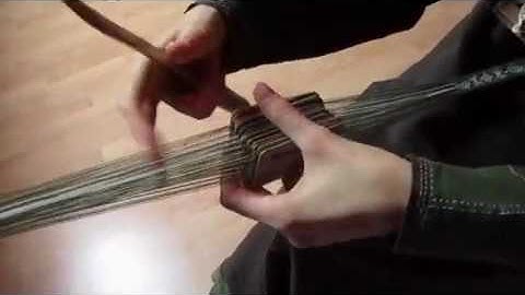 Tablet weaving in pebble-technique with ultrathin wool