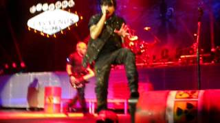 Celebrity Three days grace (Matt Walst)- RIOT - live in moline Wealth
