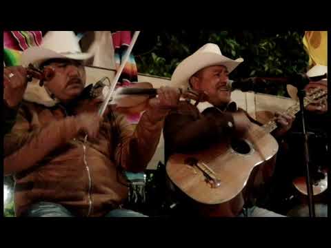 Topada en Palomas, Xichú. Día del Migrante. Aporreón.  Cacho López