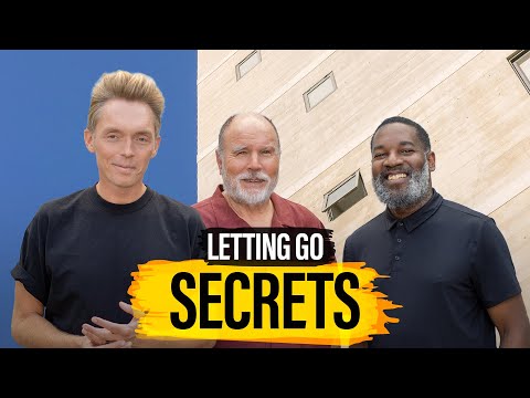 The Secret of Letting Go | The Minimalists Ep. 512