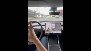 Tesla auto pilot #tesla#cars #autopilotfail #fy #carhubcomunity #compilation #car #fail #fails