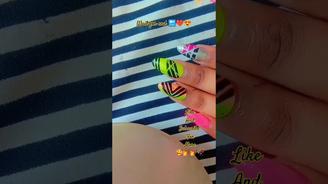 💅Trending Stripe tape nail designs 