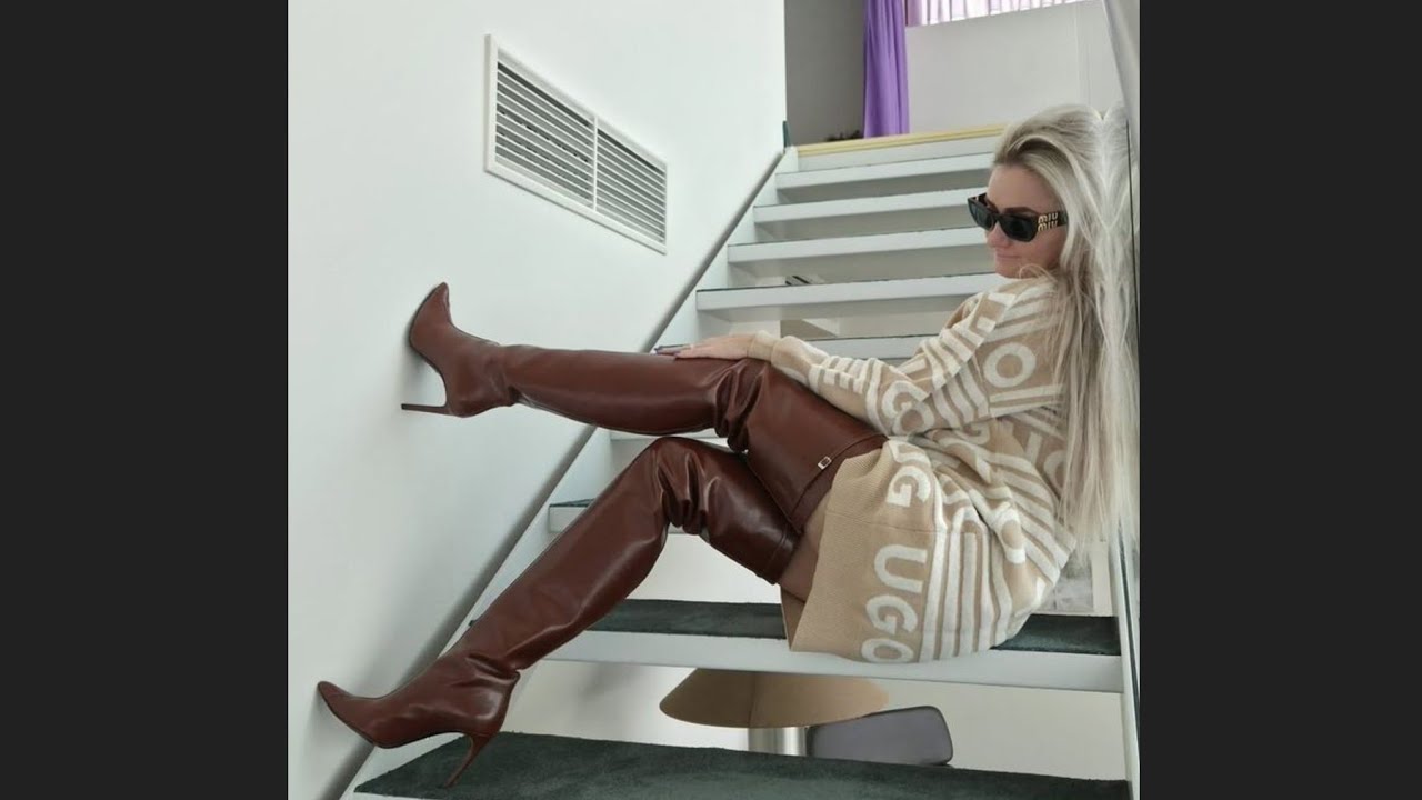 Latest women's foux leather lagging long boots // most wanted & stylish long boots 