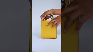 How to store you handbag collection. Coach Cashin Mini tote in the color Buttercup screenshot 4