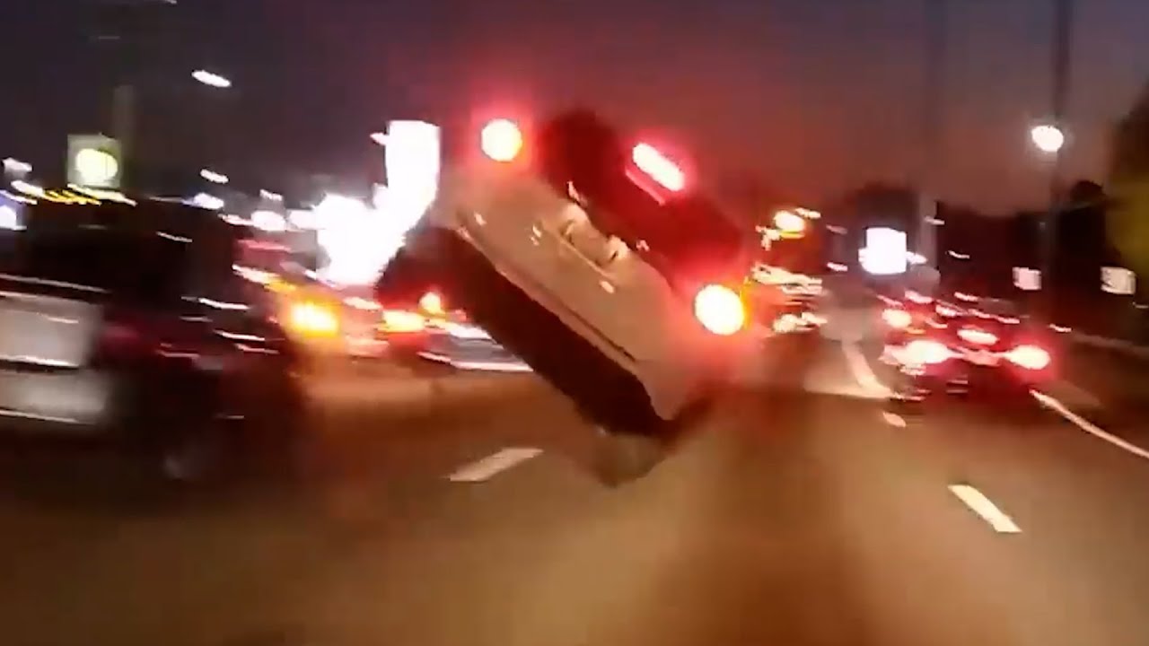 Ужасные аварии со всего мира, подборка 2021 | Driving fails compilation ...