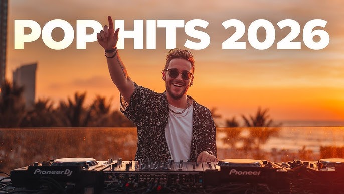 Порно фотосуреттер Ұзын мойыны бар