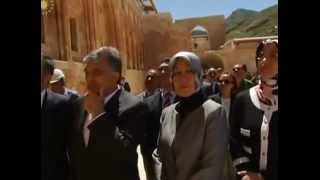 Hurbaşkanı Abdullah Gül, İshak Paşa Sarayını Ziyaret Etti