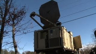 US army unveils electromagnetic non-lethal weapon
