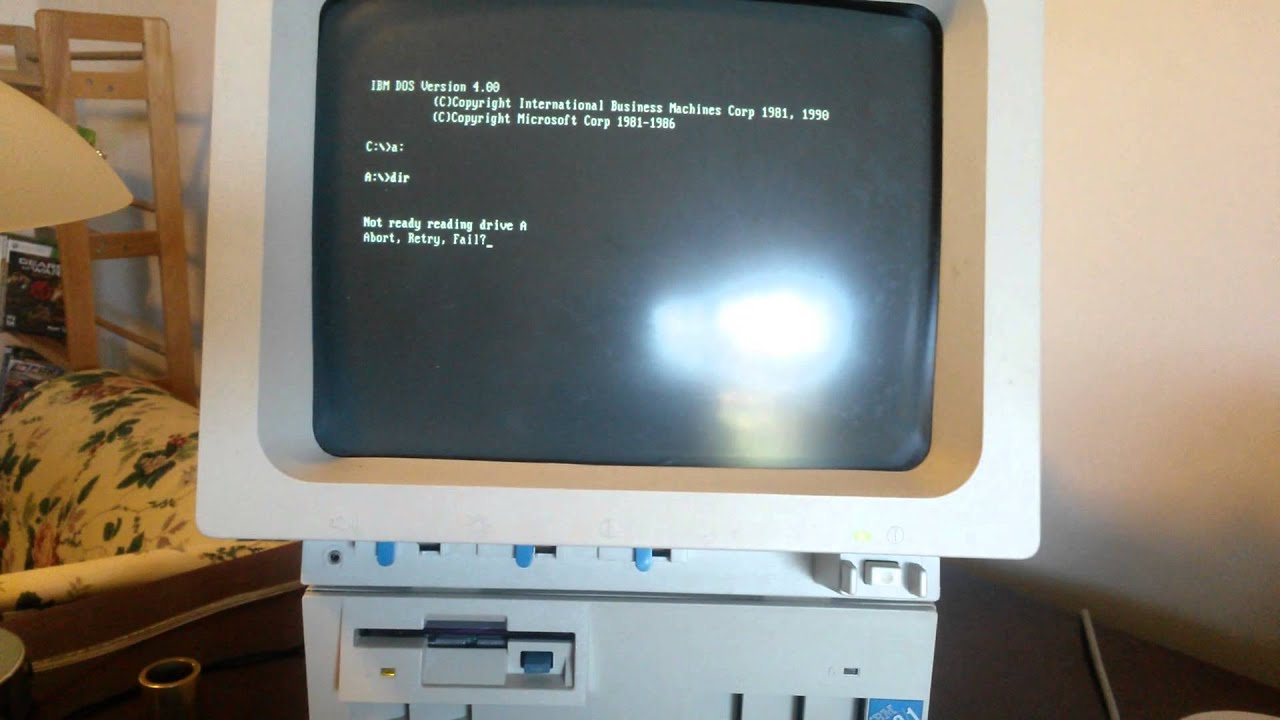 IBM PS/1 Floppy Problem - YouTube