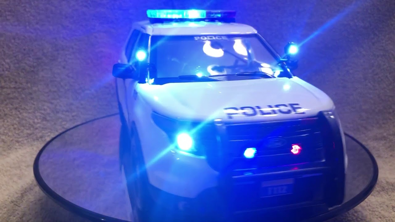 18 scale Philly PA Diecast Ford Explorer Model Police Car with working